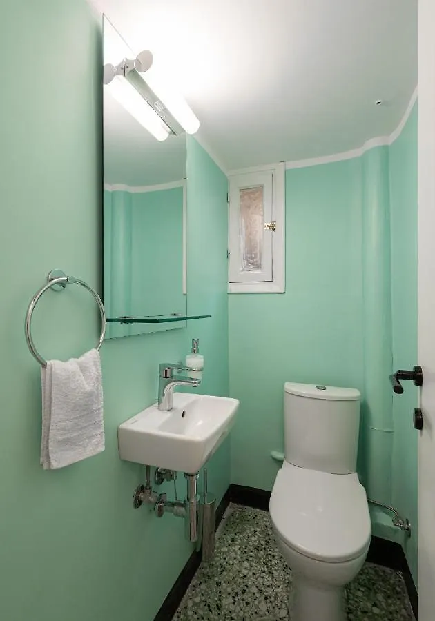 Air White Tower Apartment Thessalonique